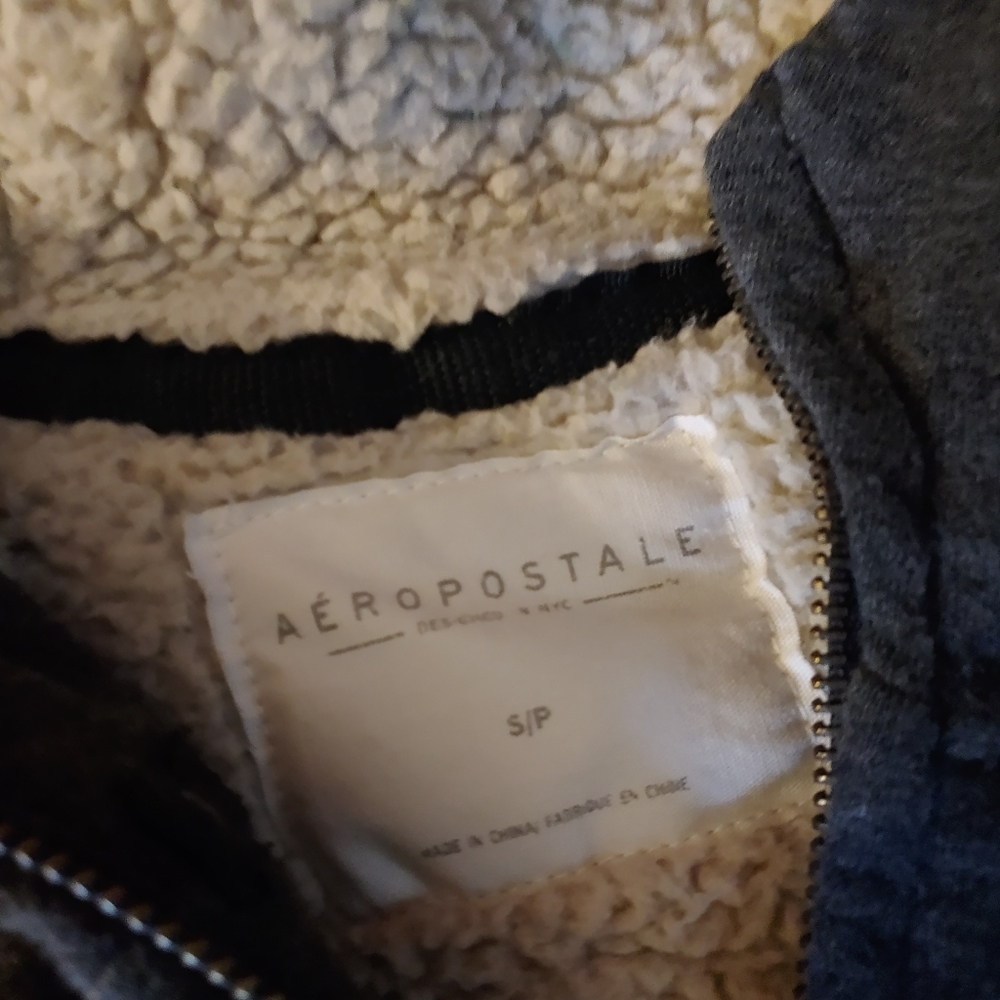 Aéropostale jacket - Picture 3 of 3